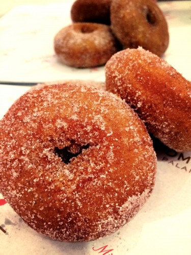 Pomme Palais Apple Cider Donuts